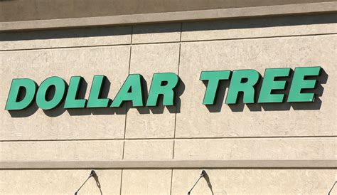 dollar tree net worth 2023